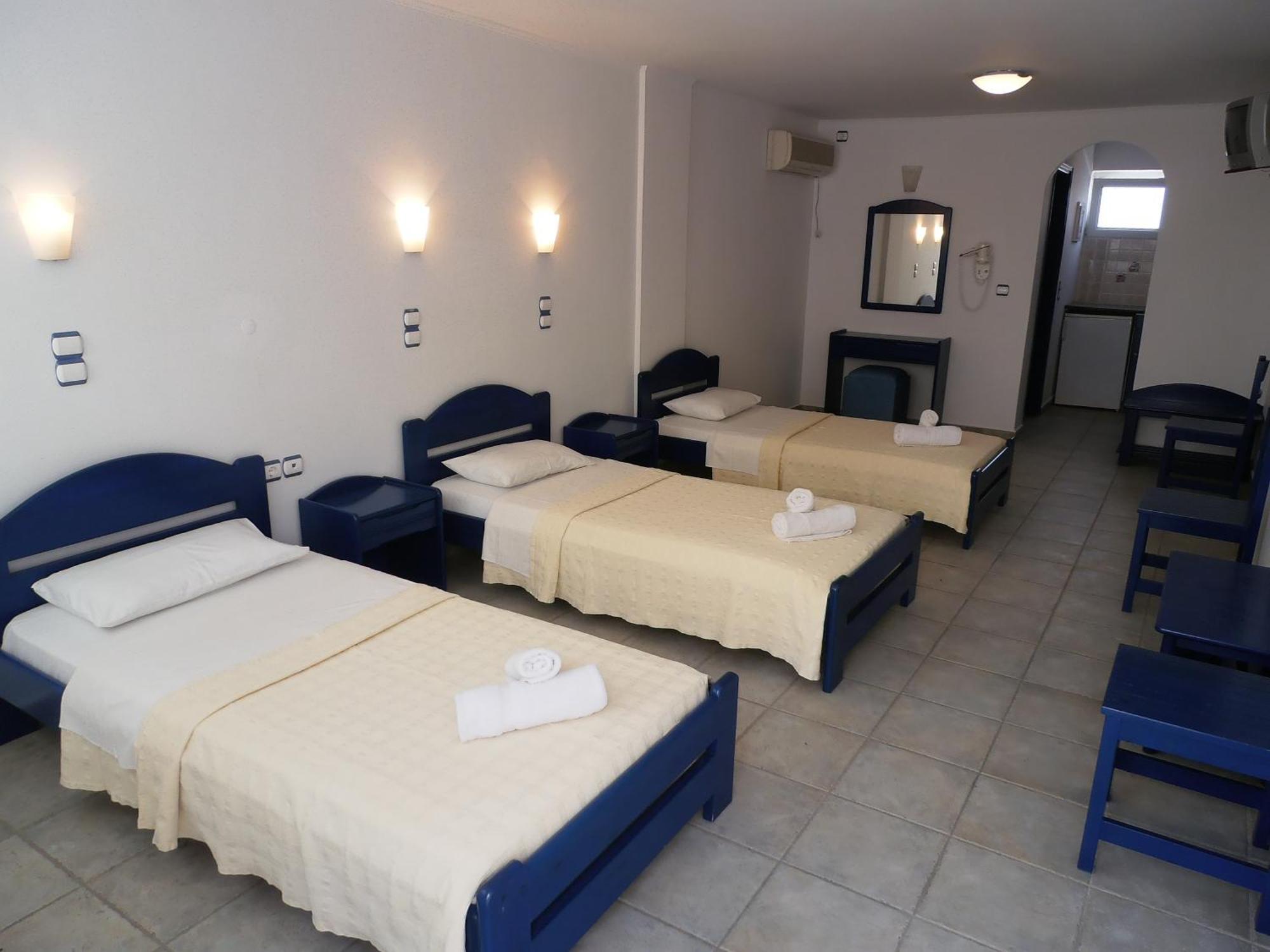 Lagada Beach Hotel Adamantas  Exterior photo